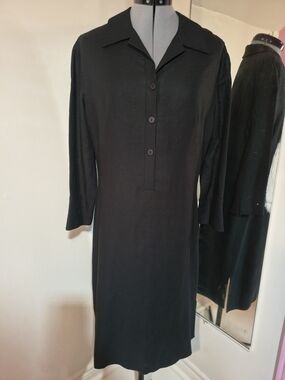 Holt Renfrew Elegant Black Long-Sleeve Button Dress